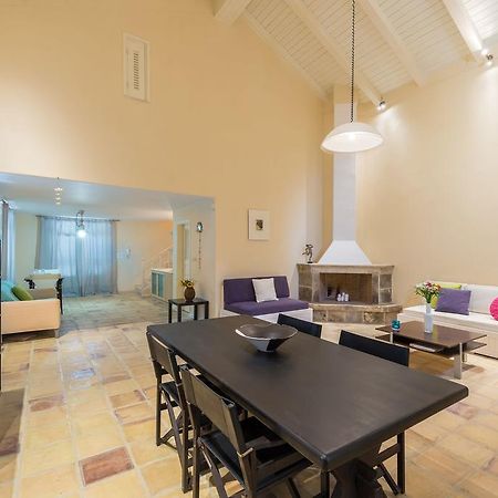 Villa Oliva, In A Serene Location & Private Pool, By Zantewize Akrotiri  Exterior photo
