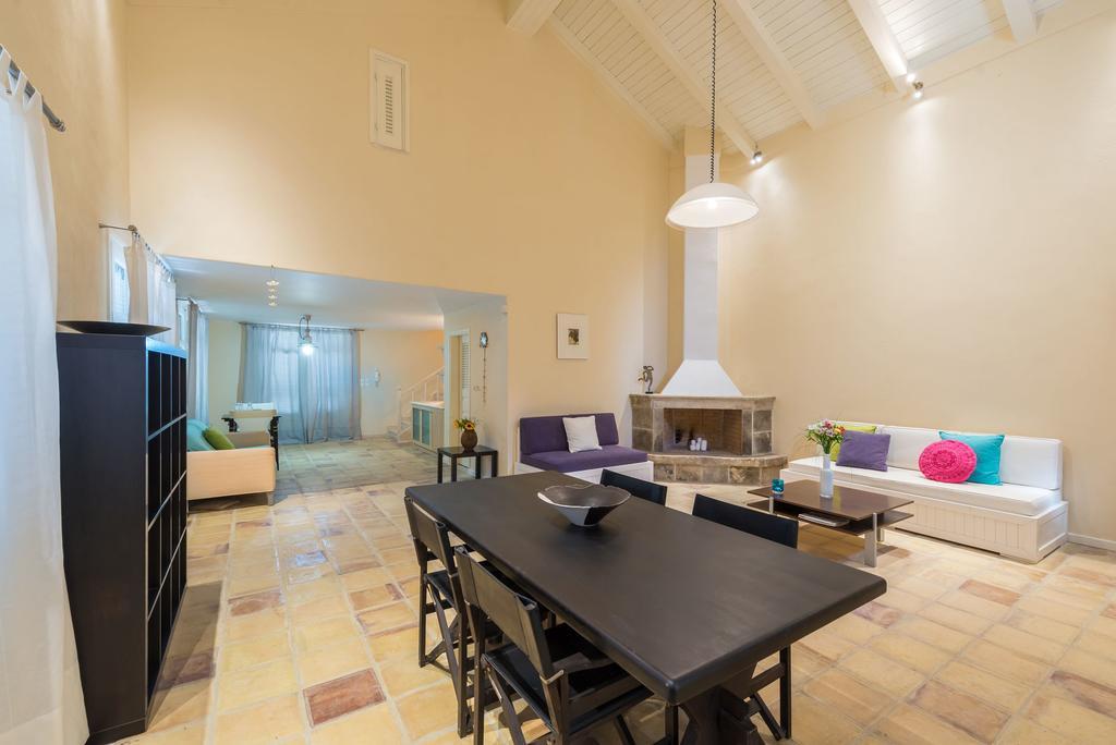 Villa Oliva, In A Serene Location & Private Pool, By Zantewize Akrotiri  Exterior photo